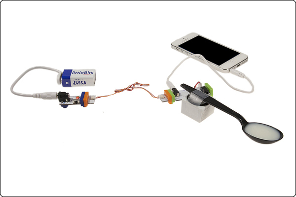 littleBits - generátor vĺn