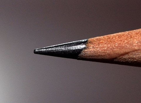 512px-Closeup_of_pencil_graphite